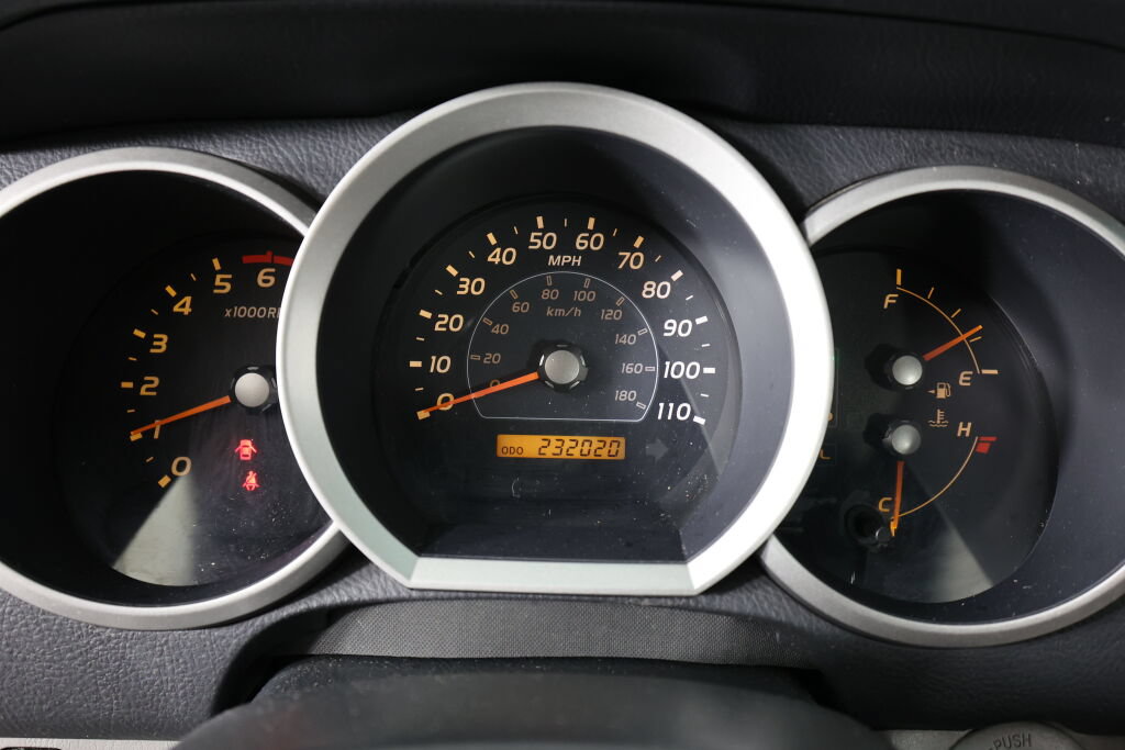 Used 2008 Toyota 4Runner SR5 AWD/4WD image 31