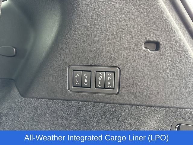 Used 2024 Cadillac XT6 Sport image 17