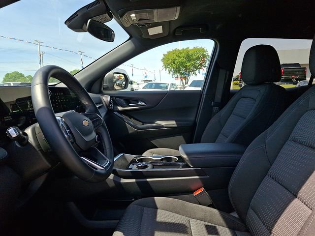 Used 2026 Chevrolet Equinox LT FWD image 13