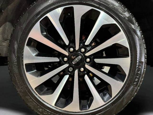 Used 2022 Lincoln Navigator Reserve image 40