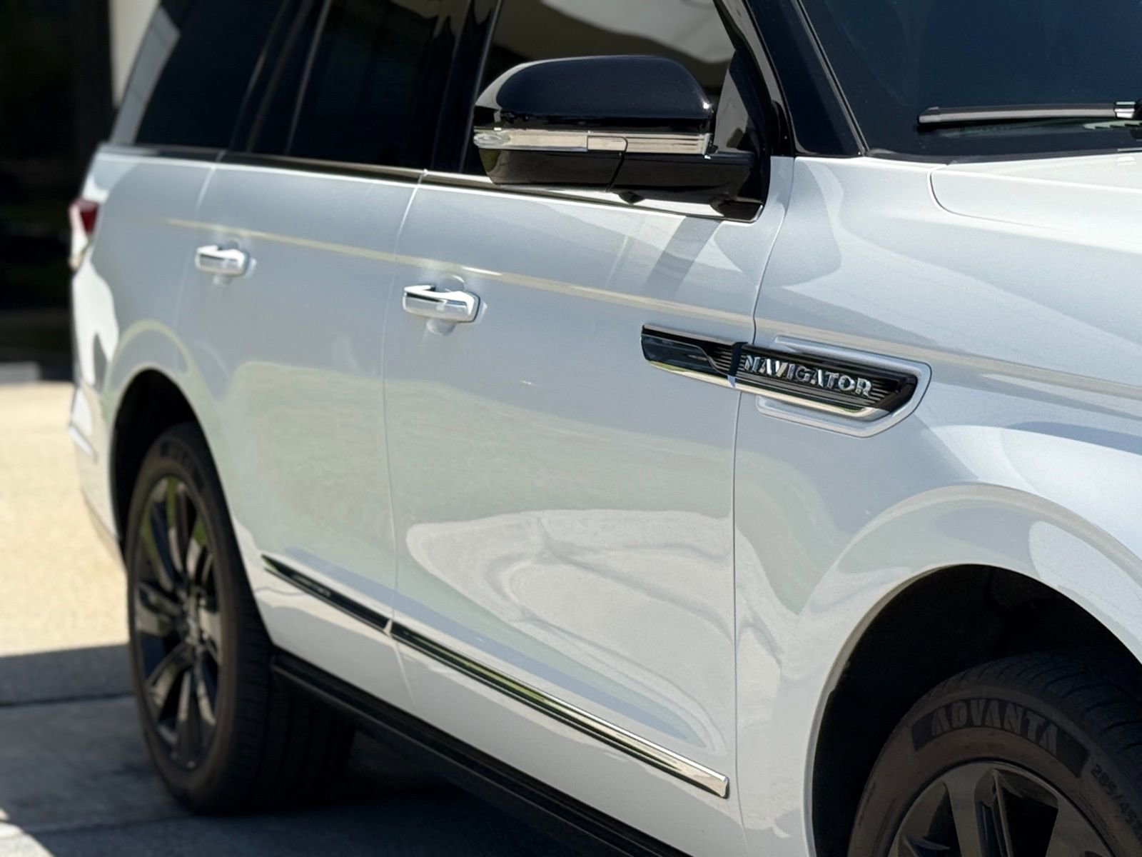 Used 2023 Lincoln Navigator Black Label image 10