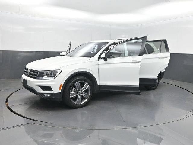 Used 2021 Volkswagen Tiguan SEL AWD/4WD image 37