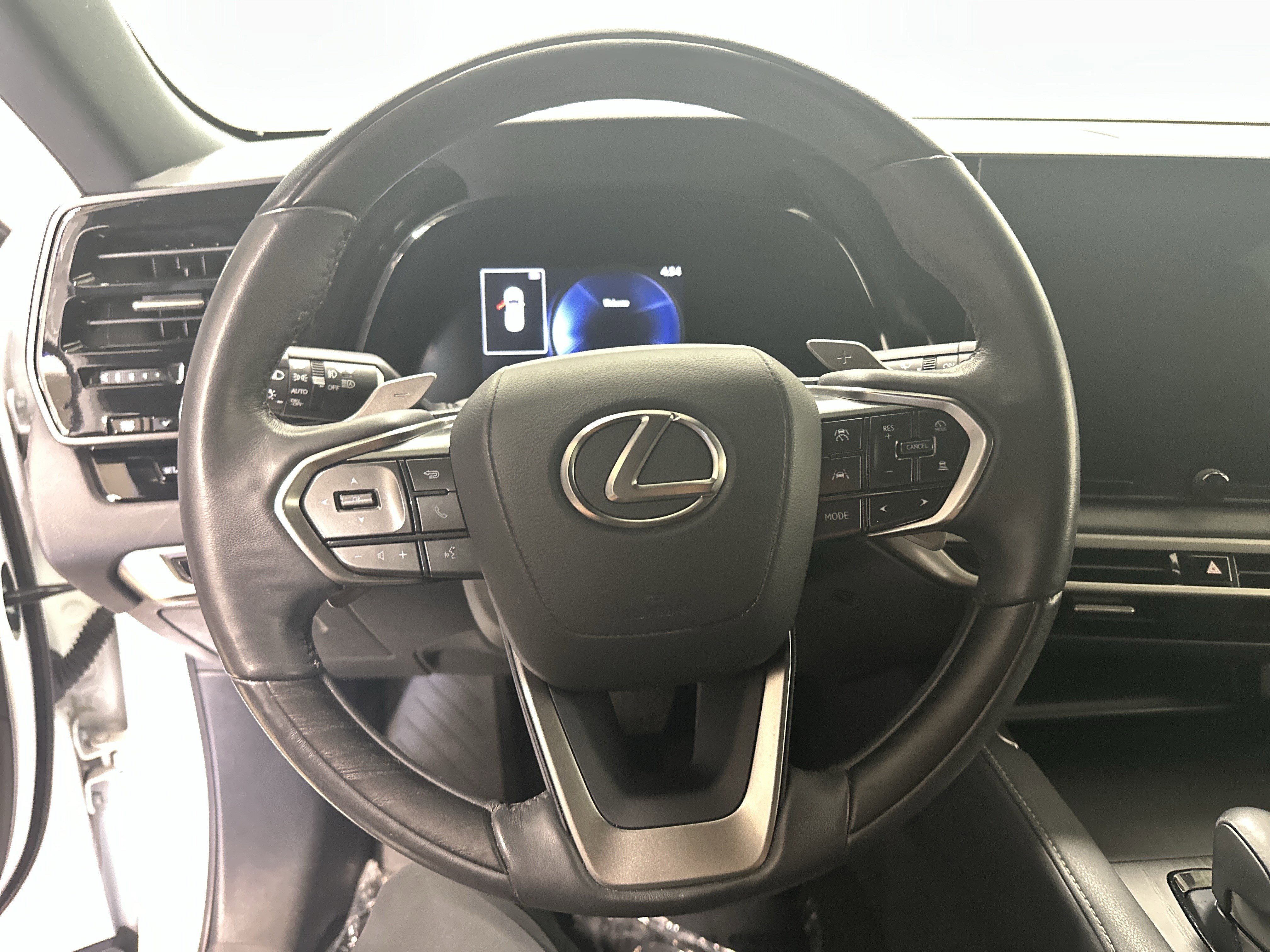 Certified 2023 Lexus RX 350 Premium w/ Cold Area Package AWD/4WD image 18