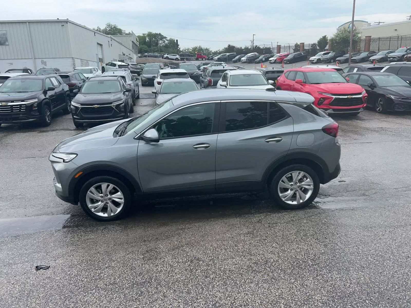Used 2026 Buick Encore GX Preferred AWD/4WD image 8