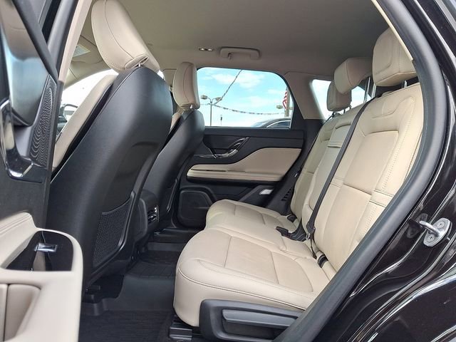 Certified 2025 Lincoln Corsair Reserve image 10