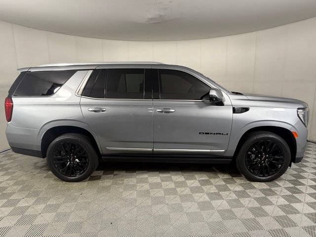 Used 2024 GMC Yukon Denali AWD/4WD image 9