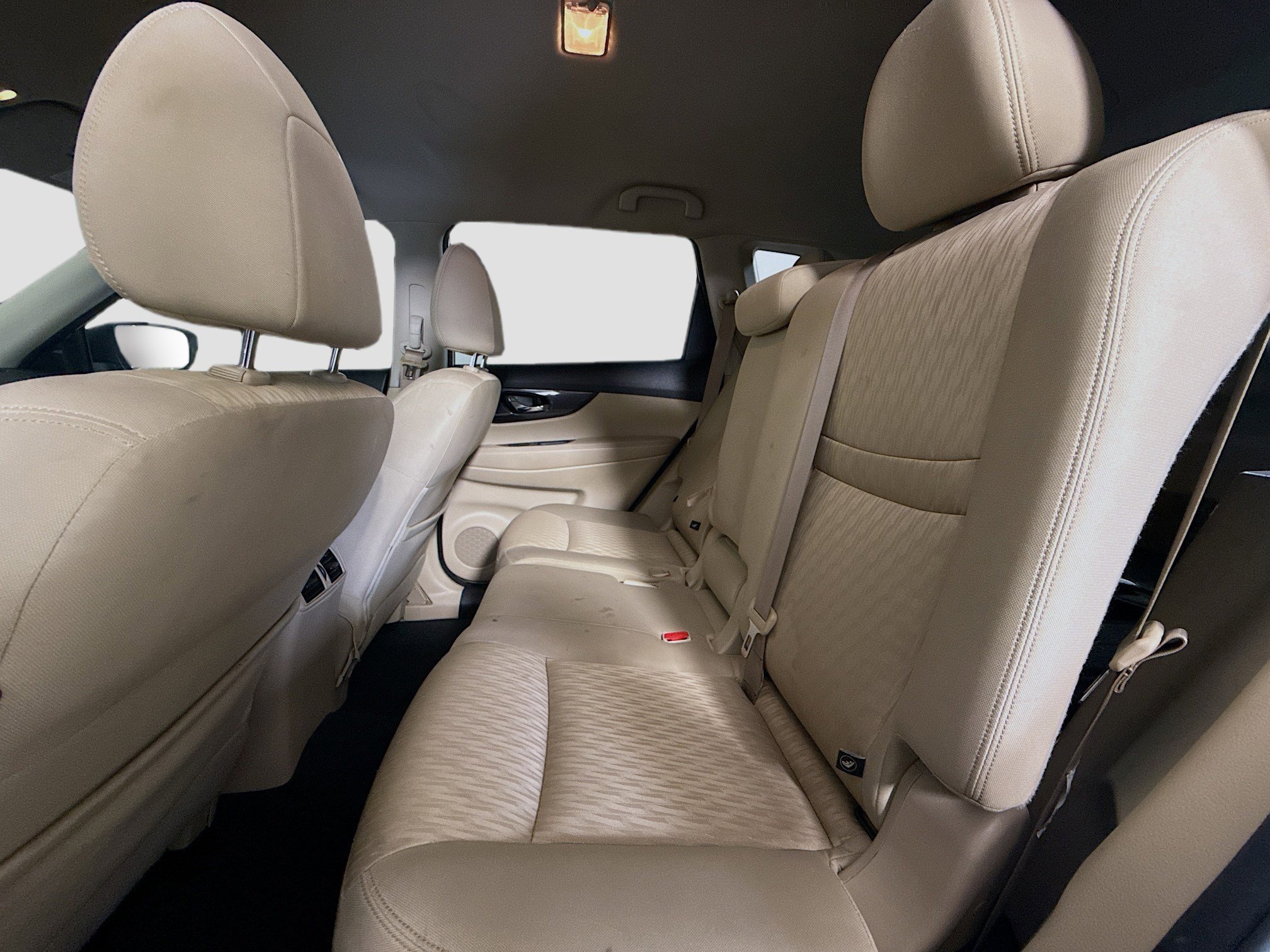 Used 2019 Nissan Rogue SV w/ Premium Package image 25