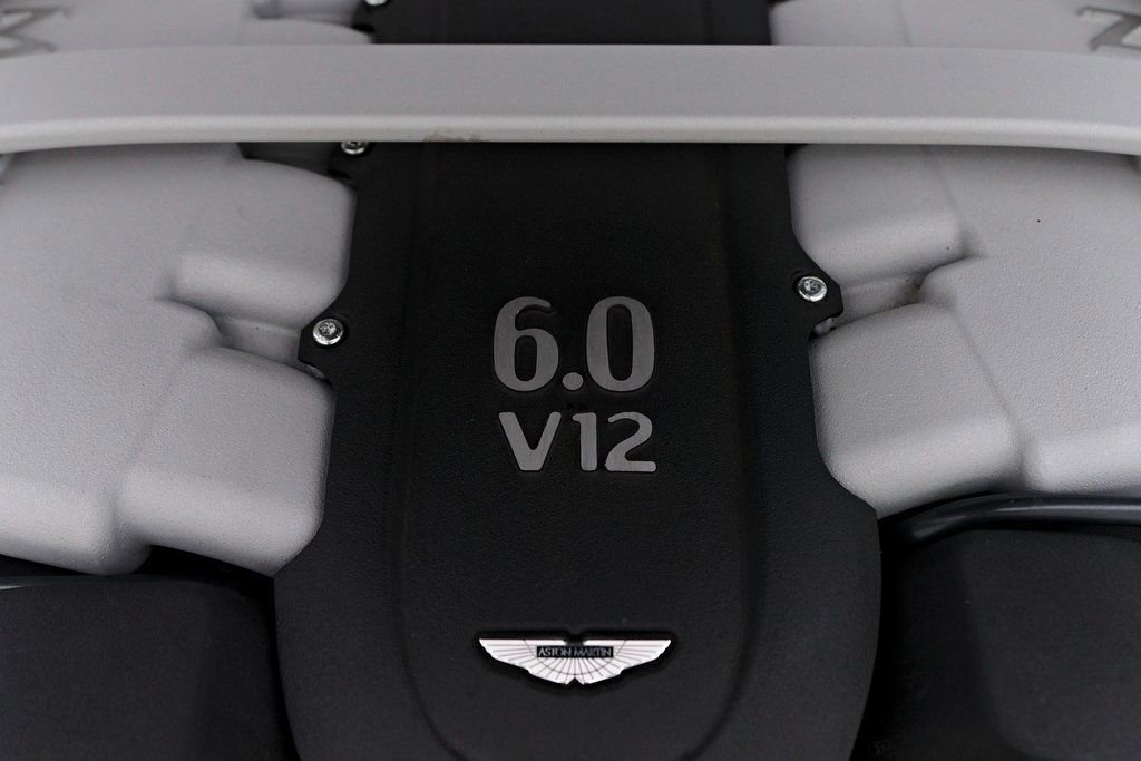 Used 2016 Aston Martin DB9 GT RWD image 25