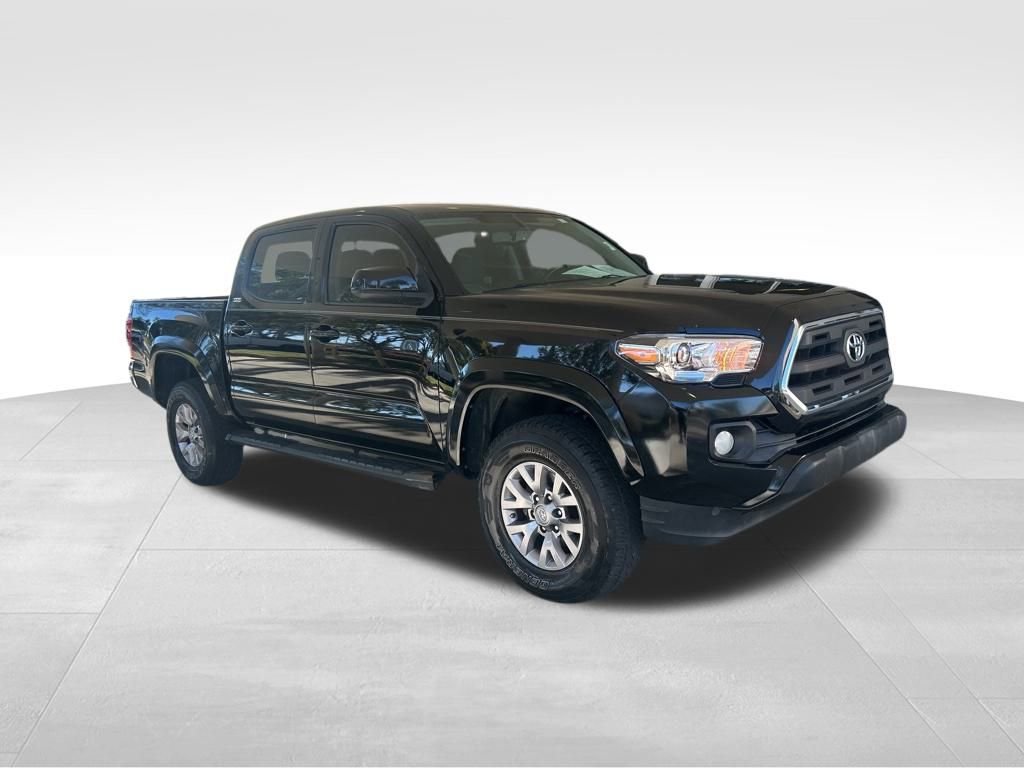 Used 2017 Toyota Tacoma SR5 w/ Tow Package image 2