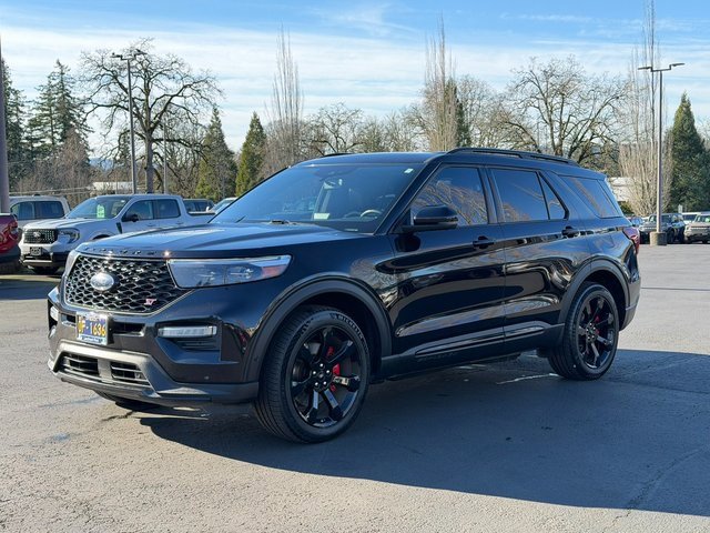 Used 2020 Ford Explorer ST w/ ST Street Pack image 7