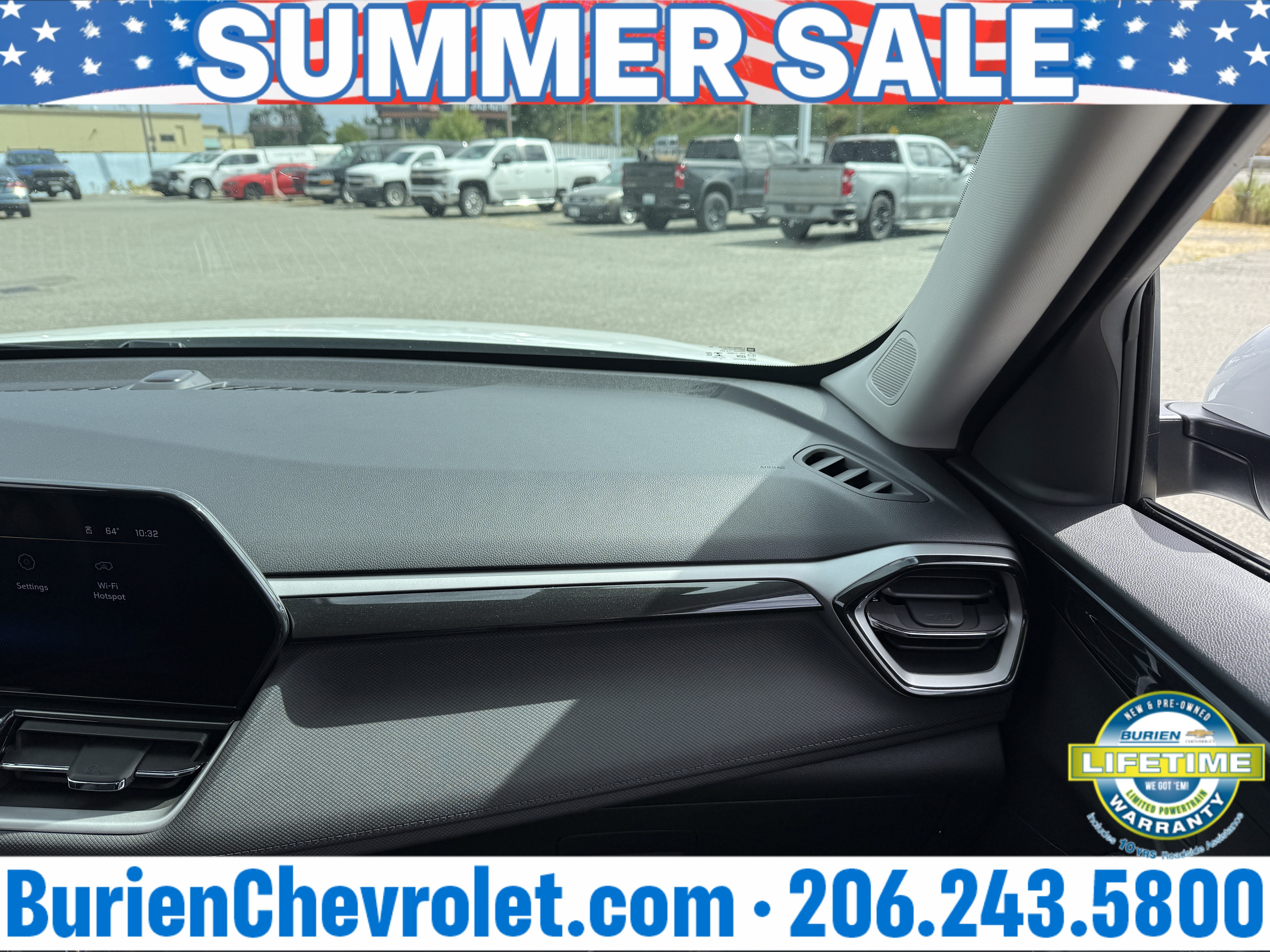 Used 2025 Chevrolet TrailBlazer LT AWD/4WD image 23