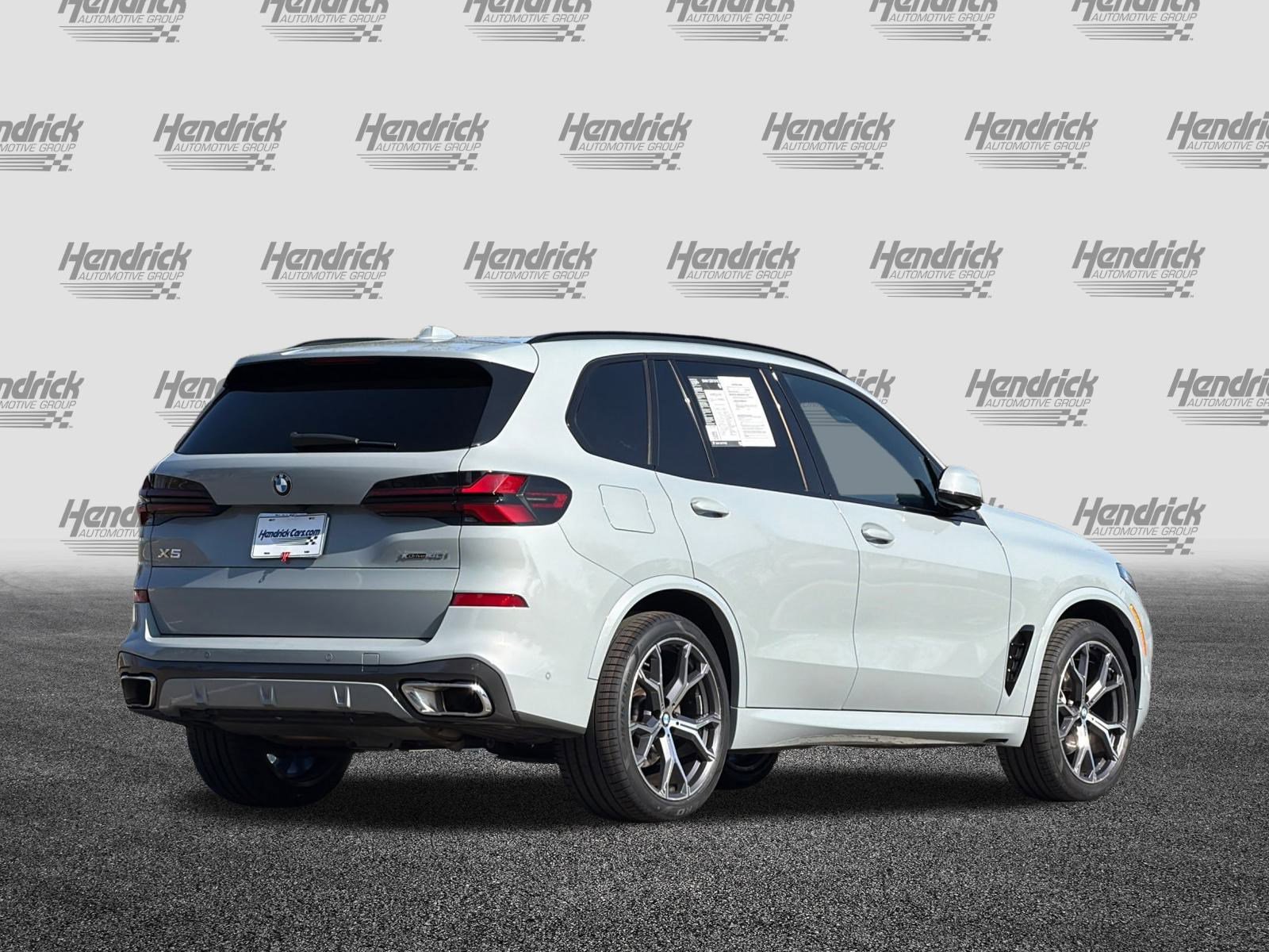 Certified 2024 BMW X5 xDrive40i w/ M Sport Package image 5