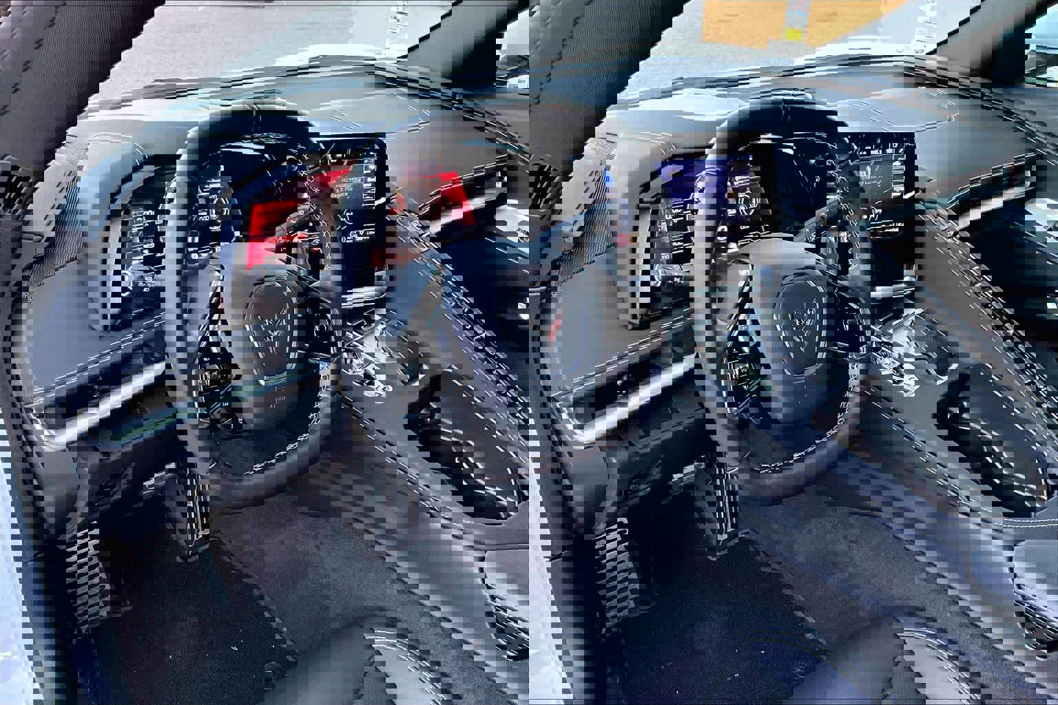 Used 2022 Chevrolet Corvette Stingray Coupe w/ Z51 Performance Package image 17