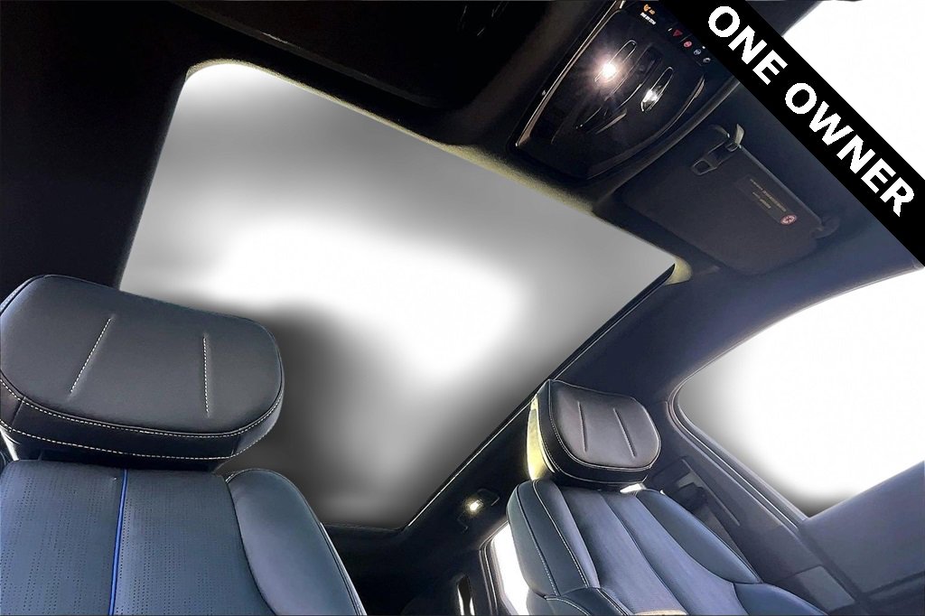 Used 2024 Cadillac Lyriq Luxury w/ LPO, Floor Liner Package image 17