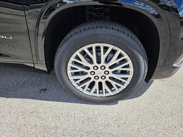 New 2026 GMC Acadia Denali w/ Super Cruise Package FWD image 11
