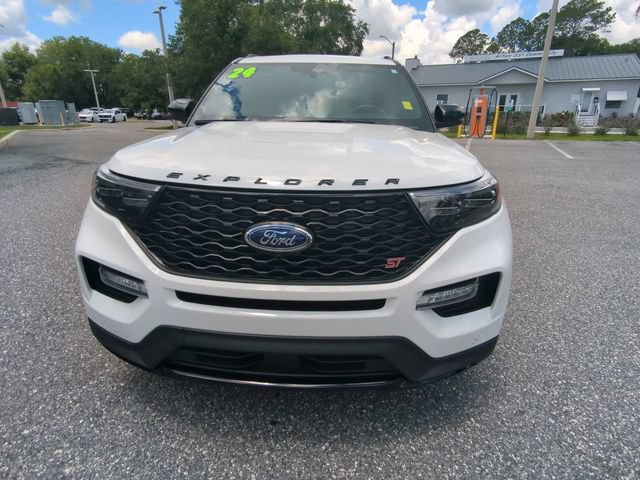 Certified 2024 Ford Explorer ST w/ Equipment Group 401A AWD/4WD image 10
