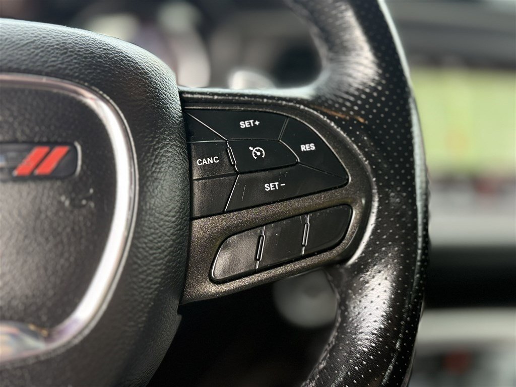 Used 2022 Dodge Challenger R/T w/ Plus Package image 35