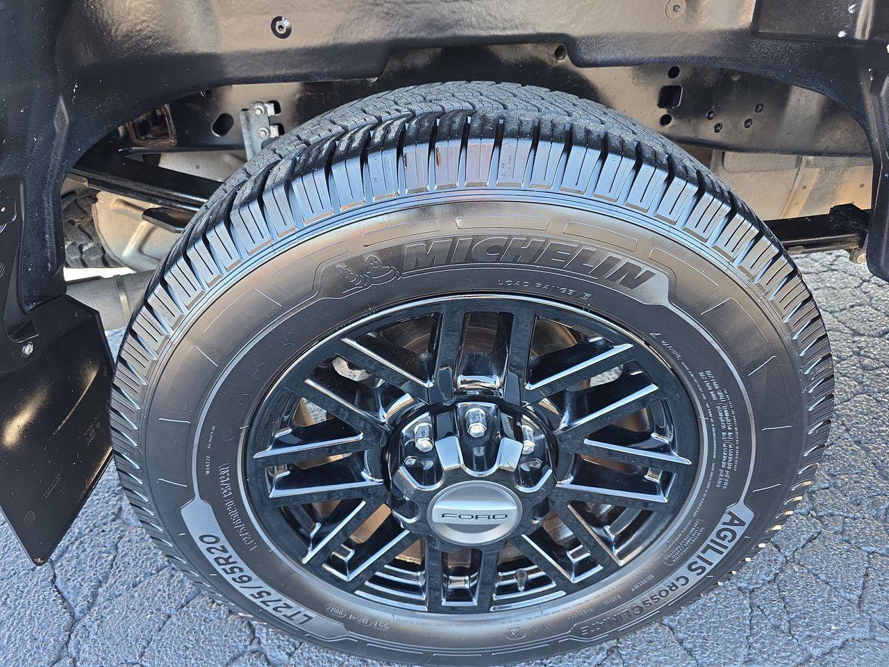 Used 2021 Ford F250 Lariat image 16