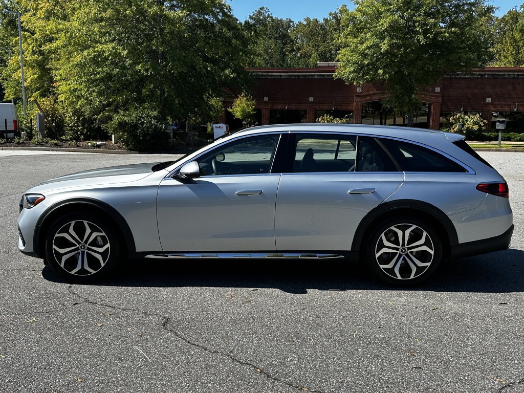 Used 2026 Mercedes-Benz E 450 4MATIC All-Terrain Wagon w/ Leather Package image 5