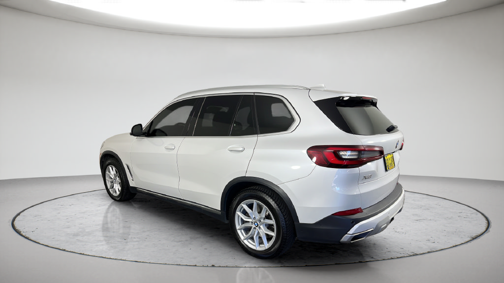 Used 2021 BMW X5 xDrive40i w/ Premium Package AWD/4WD image 11