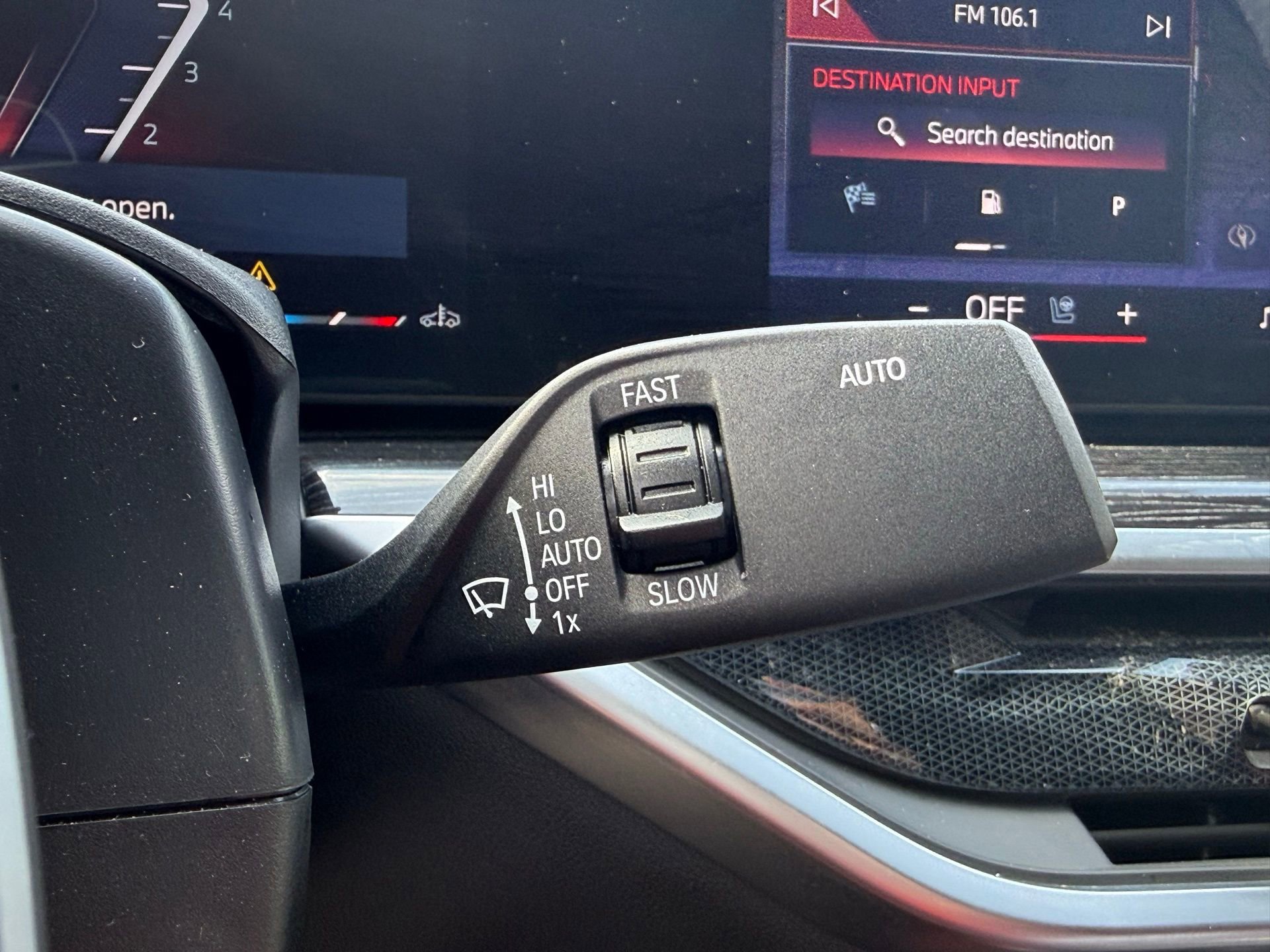 Used 2024 BMW X6 xDrive40i w/ Executive Package image 47