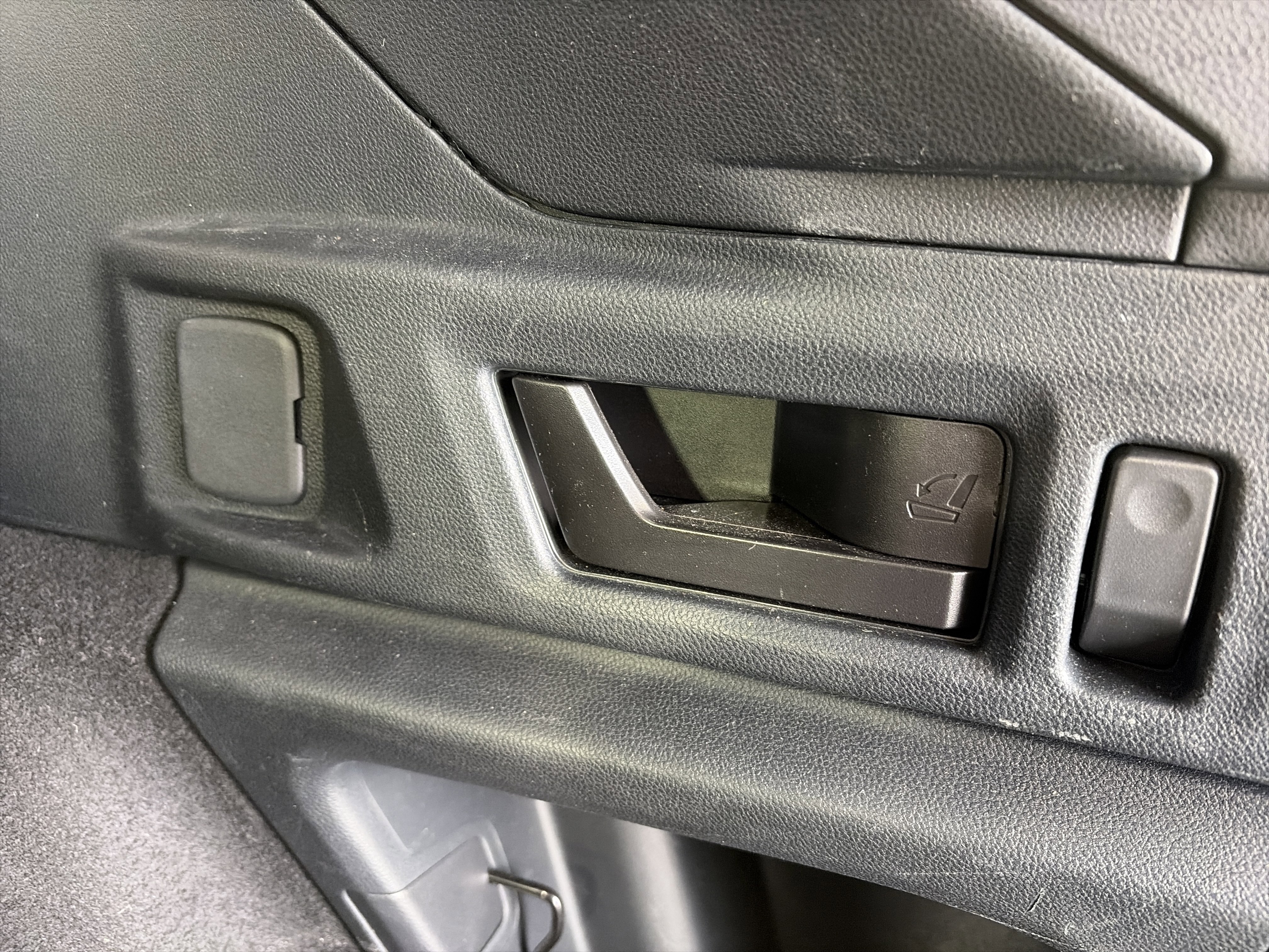 Used 2023 Subaru Outback Limited image 16