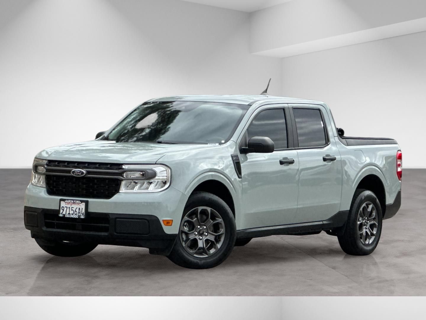 Used 2024 Ford Maverick XLT FWD image 2