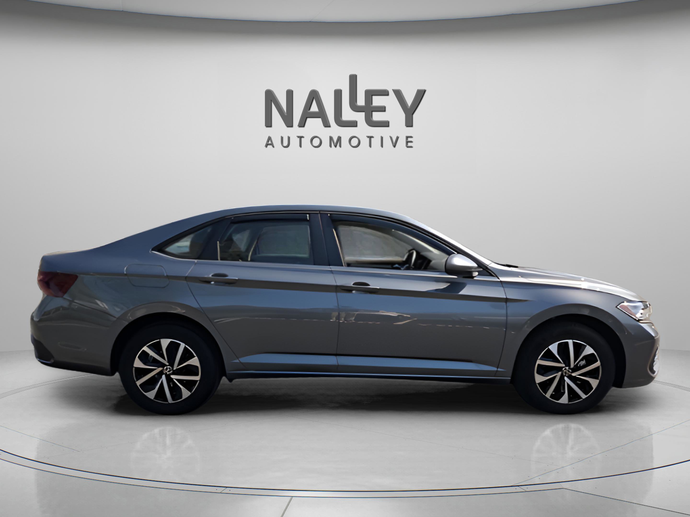 Used 2024 Volkswagen Jetta S image 7