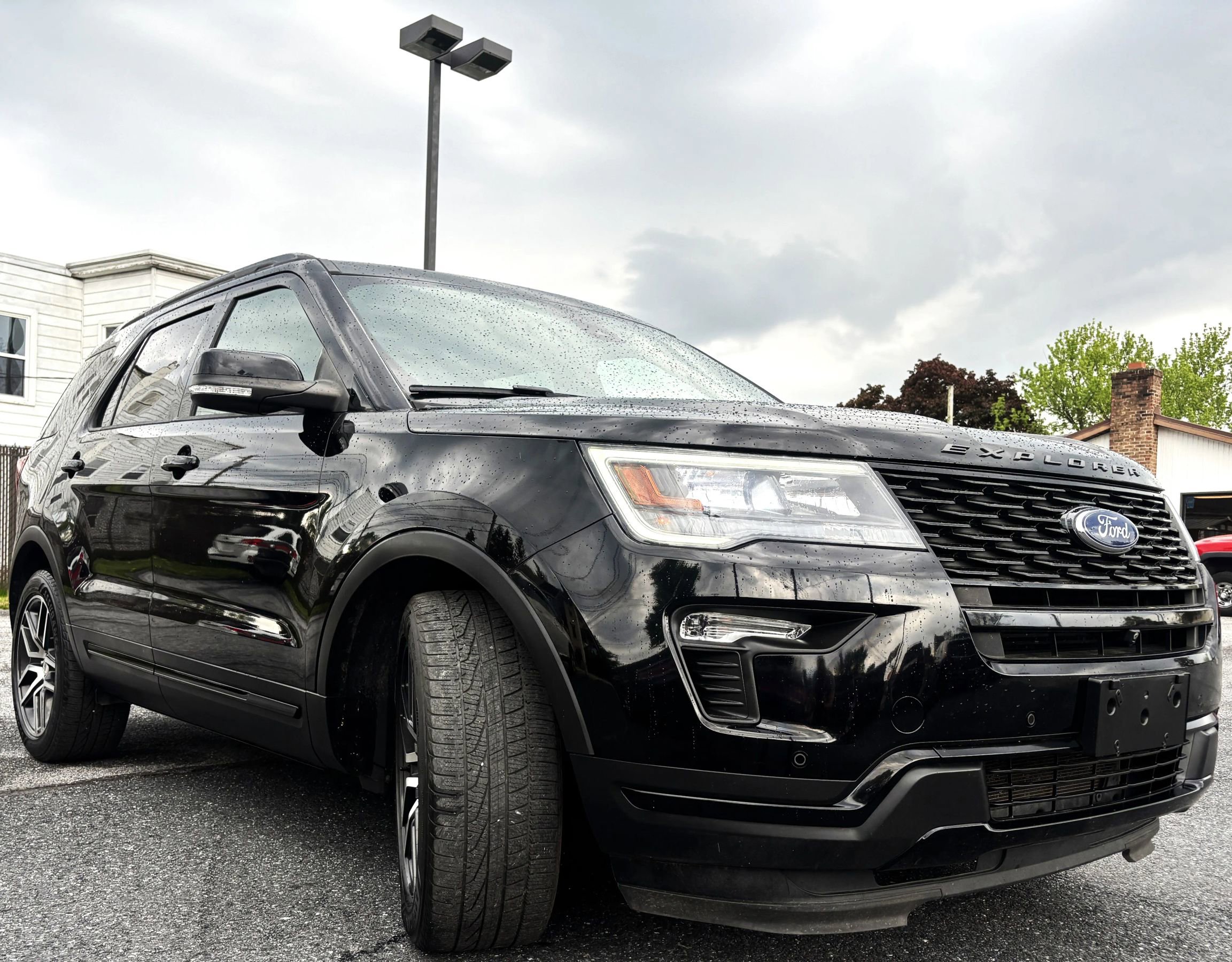 Used 2018 Ford Explorer Sport w/ Equipment Group 401A AWD/4WD image 3