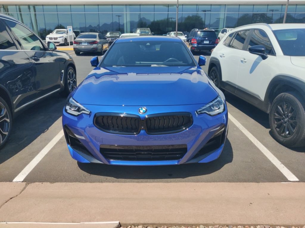 Certified 2025 BMW 230i Coupe w/ M Sport Package RWD image 2