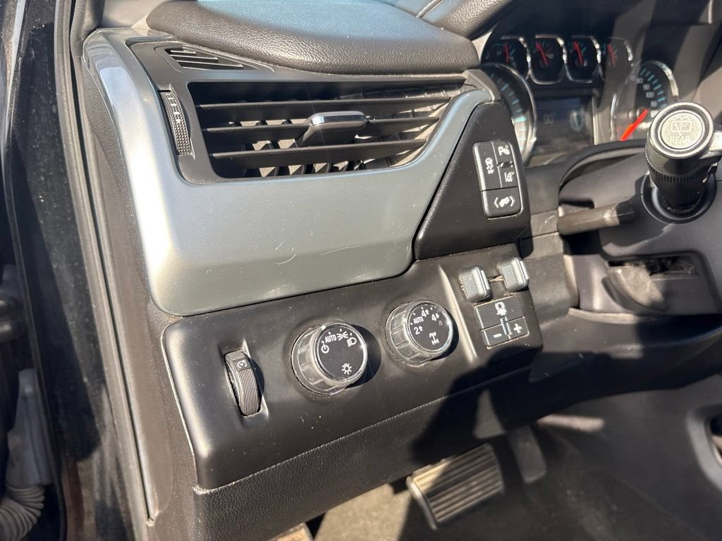 Used 2015 Chevrolet Suburban LT w/ Max Trailering Package AWD/4WD image 18