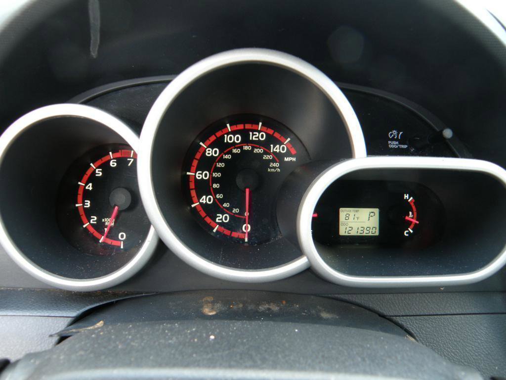 Used 2009 Pontiac Vibe GT image 11