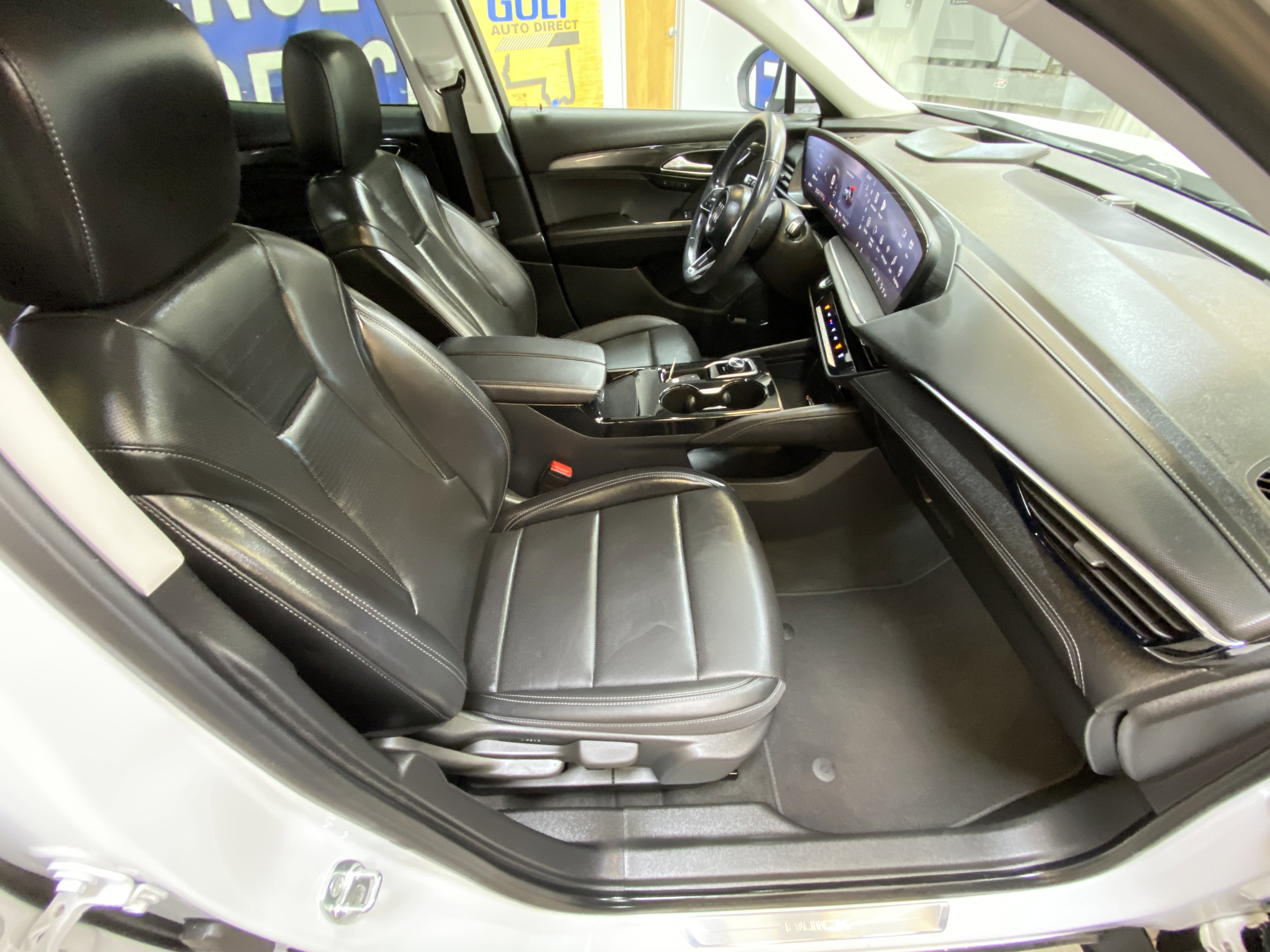 Used 2025 Buick Envision Preferred image 26