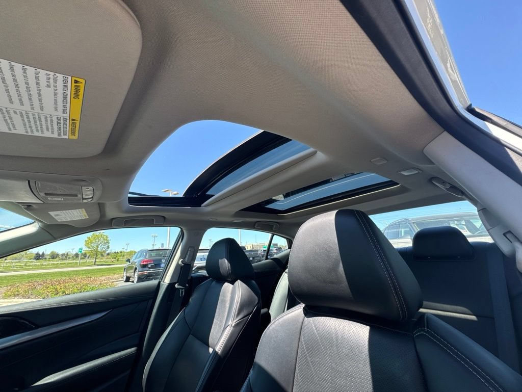 Used 2023 Nissan Maxima SL FWD image 19