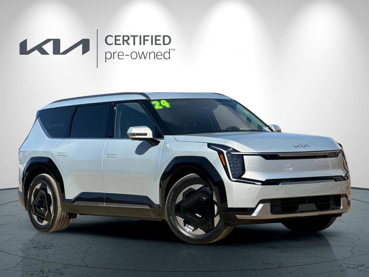 Certified 2024 Kia EV9 Land AWD/4WD image 2