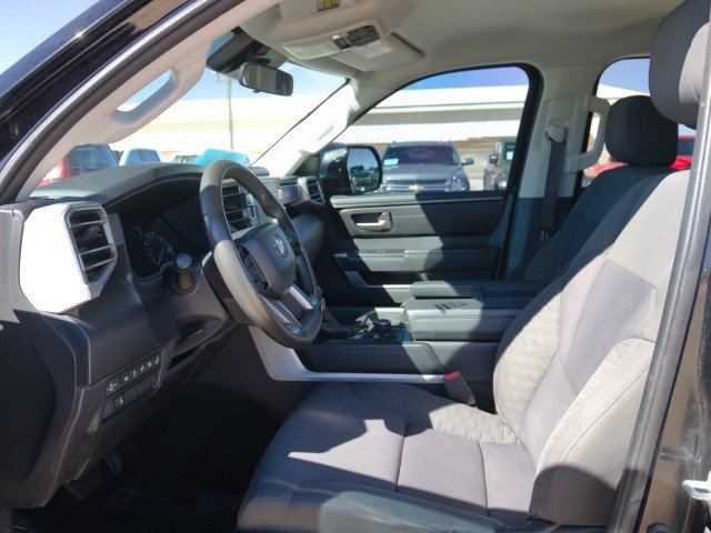 Used 2022 Toyota Tundra SR5 w/ SR5 Convenience Package AWD/4WD image 15