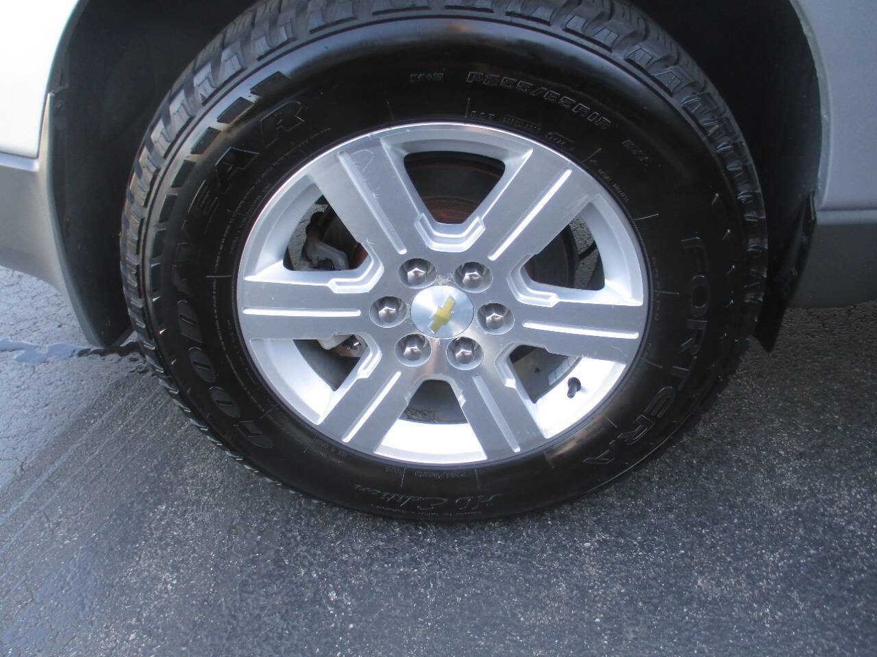 Used 2010 Chevrolet Traverse LT w/ Personal Connectivity Package FWD image 22