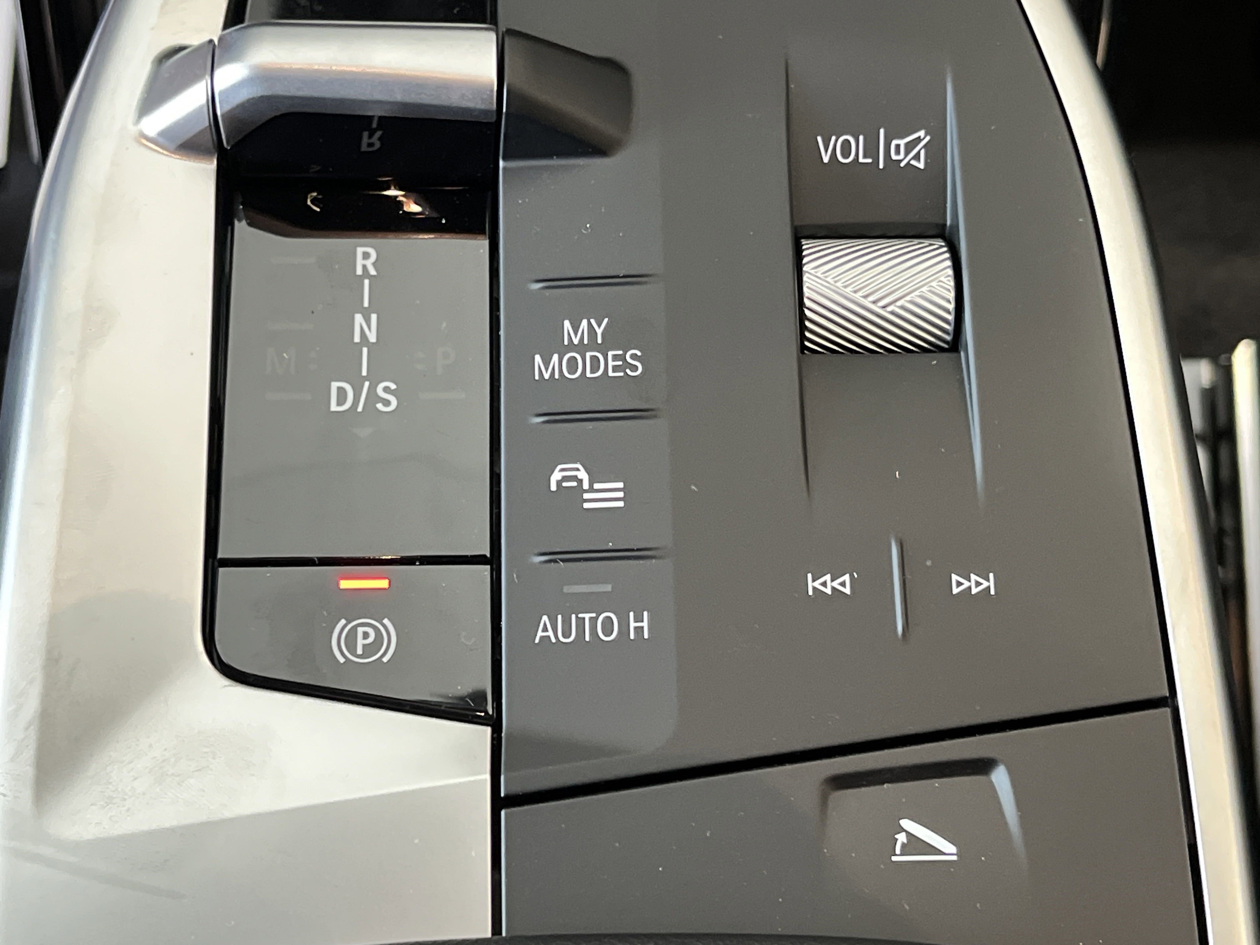 New 2025 BMW X1 xDrive28i w/ Technology Package image 11