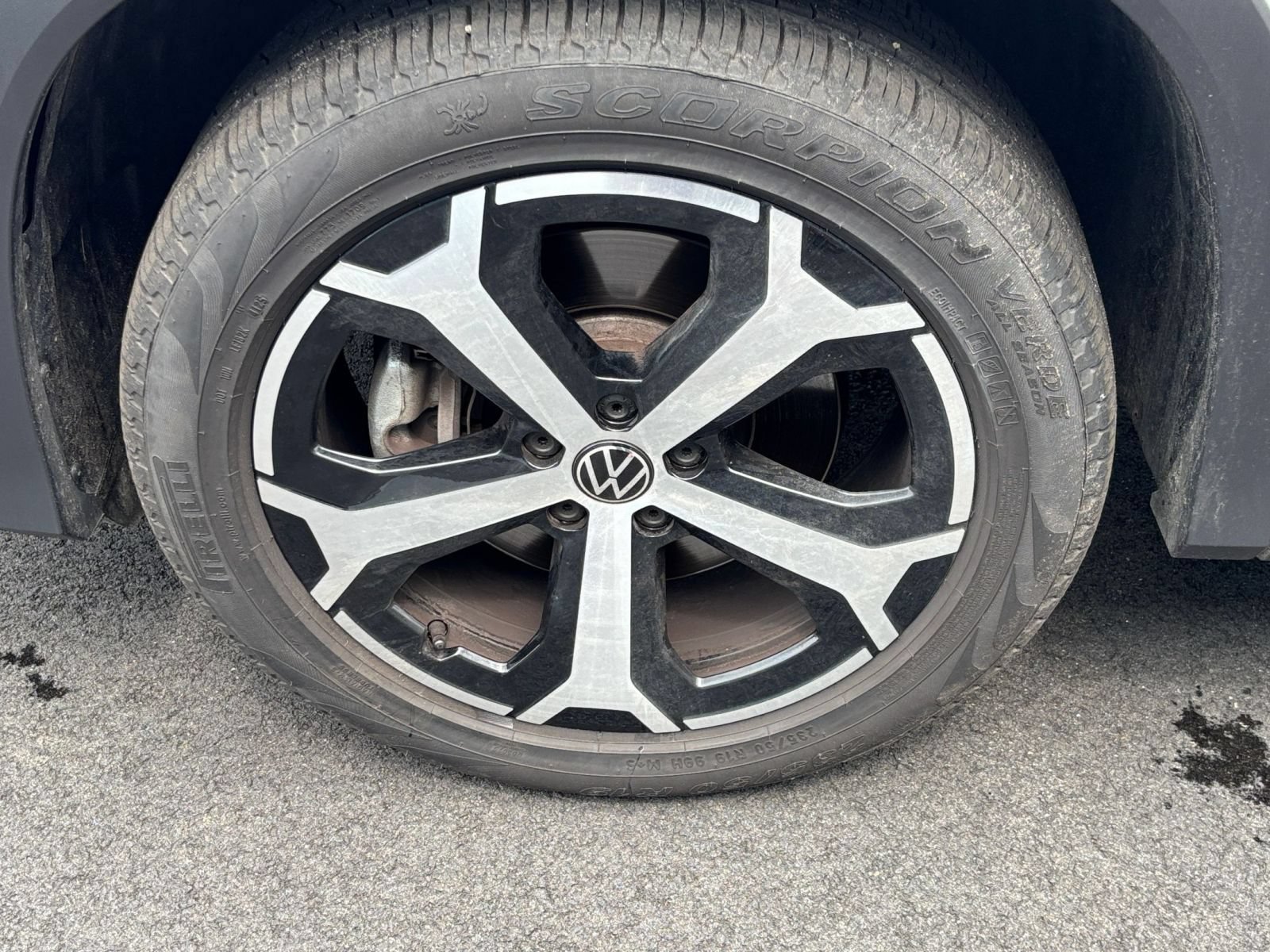 Used 2026 Volkswagen Tiguan SE AWD/4WD image 28