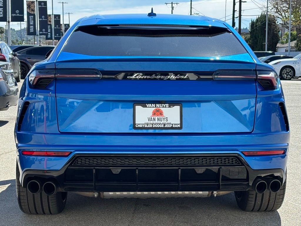 Used 2022 Lamborghini Urus AWD/4WD image 6