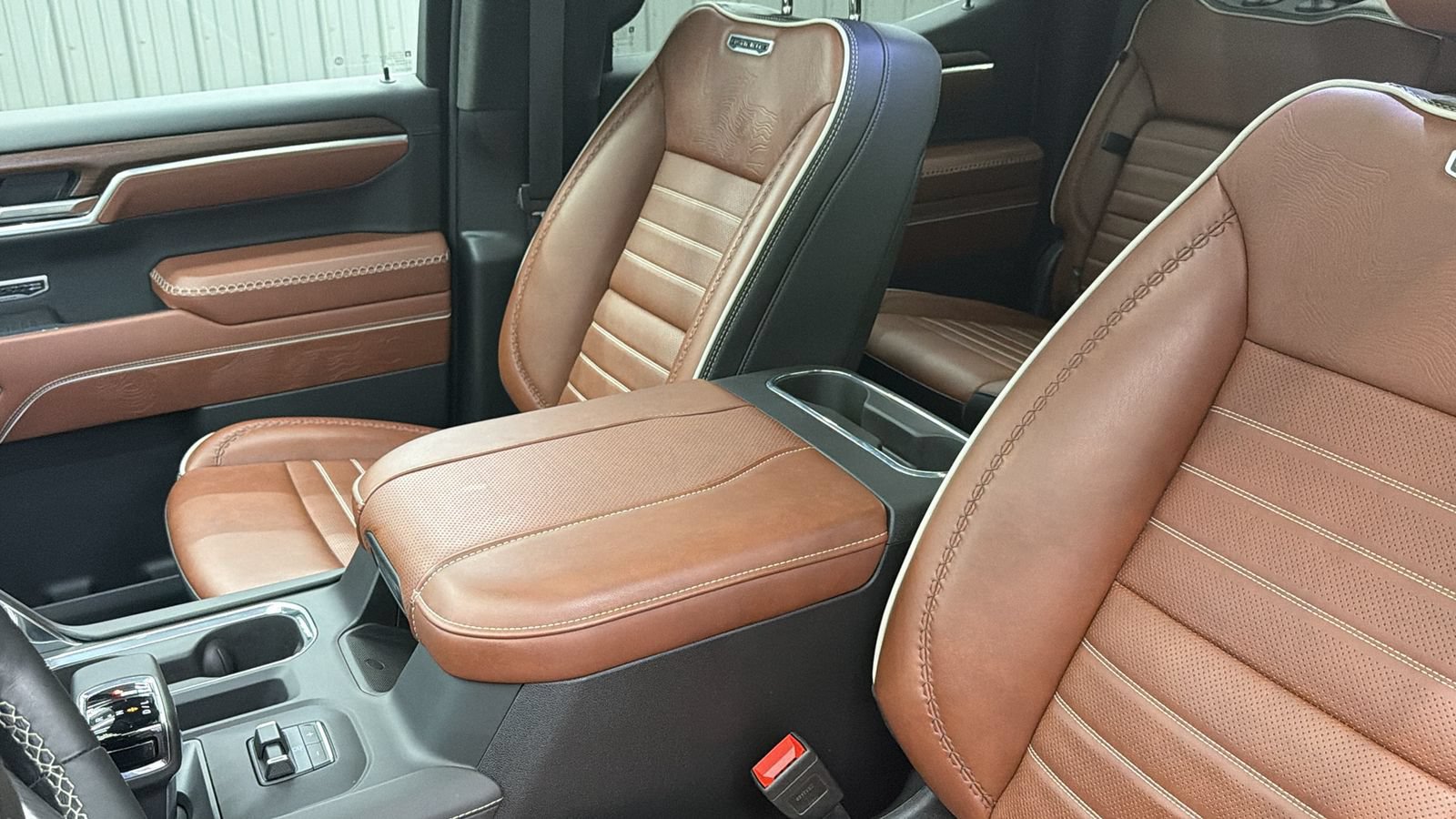 Used 2025 GMC Sierra 1500 Denali Ultimate AWD/4WD image 27