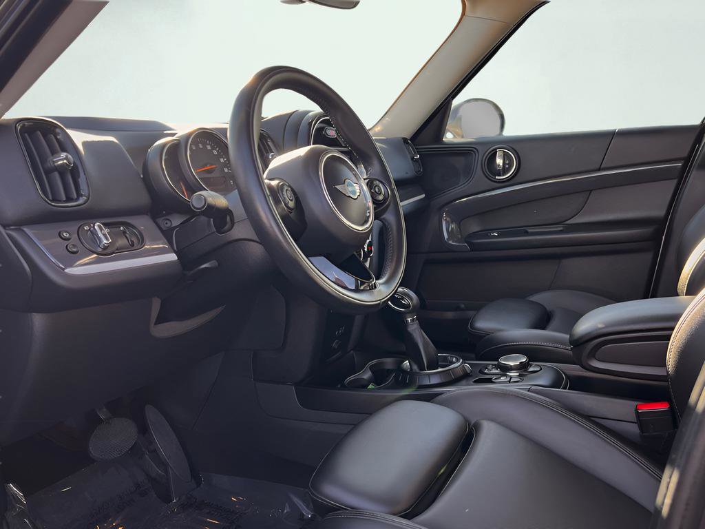 Used 2018 MINI Cooper Countryman SE image 2