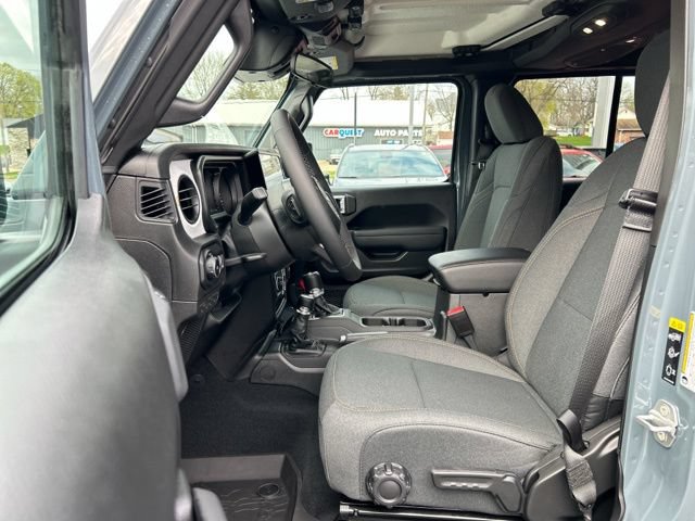 New 2026 Jeep Wrangler Unlimited Sport AWD/4WD image 32