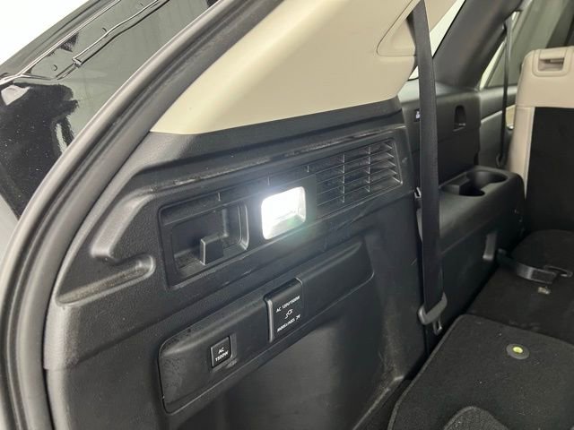 Used 2024 MAZDA CX-90 Plug-In Hybrid w/ Premium Pkg image 45