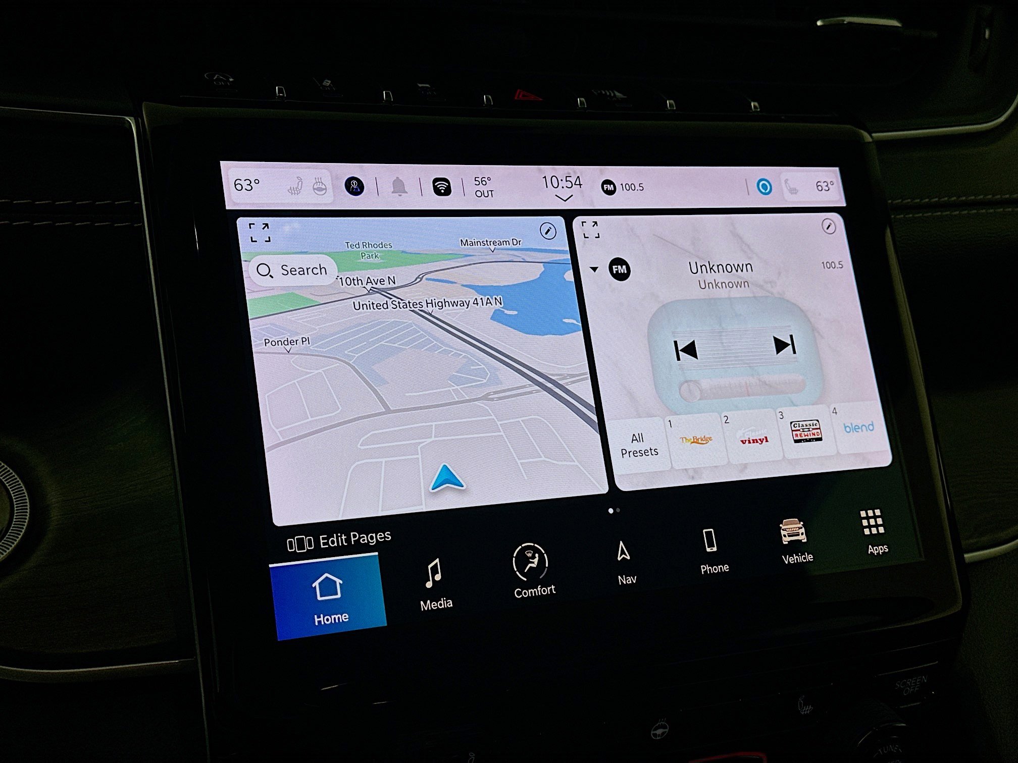 Used 2023 Jeep Grand Cherokee Limited w/ Black Appearance Package image 21