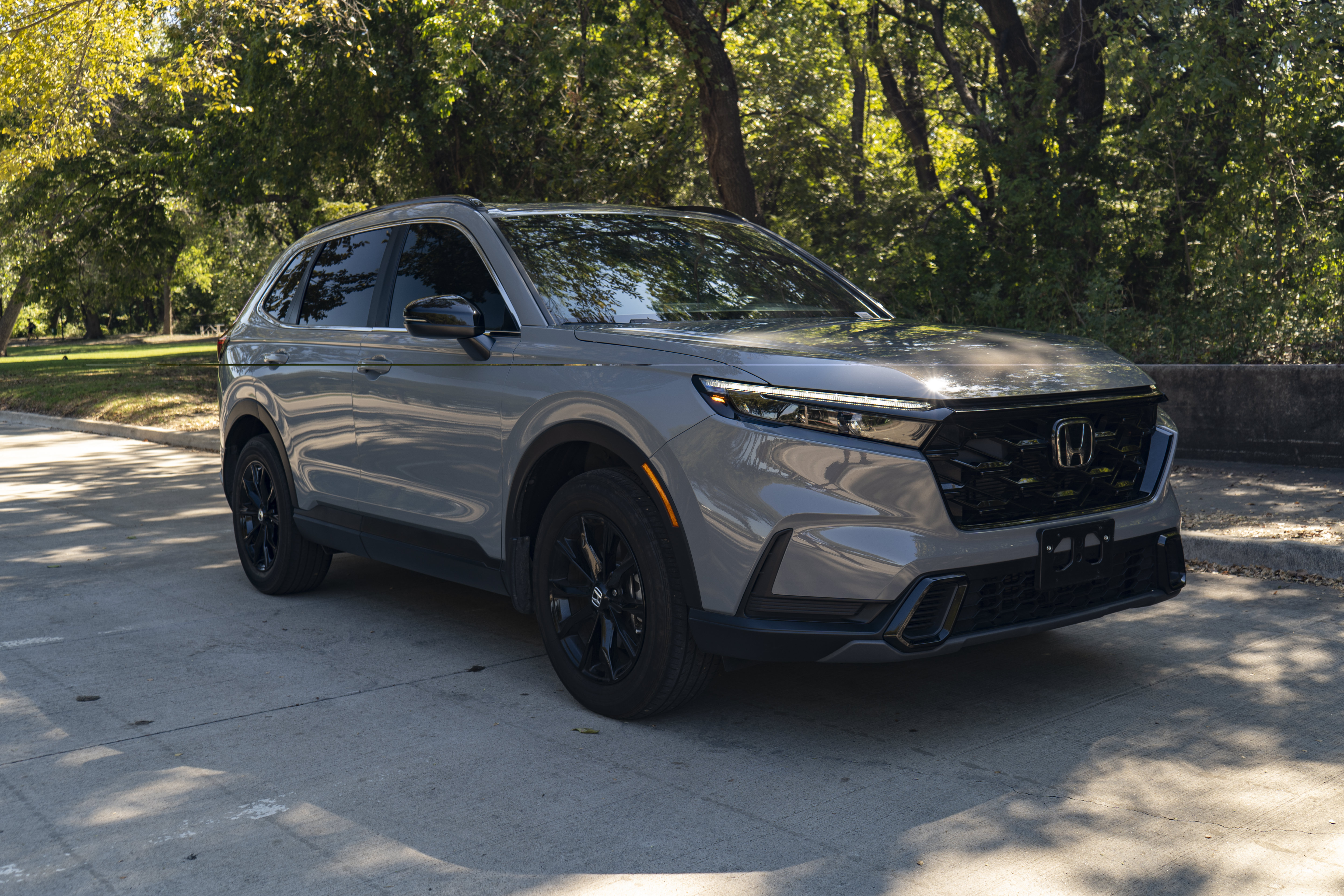 Used 2025 Honda CR-V Sport image 2
