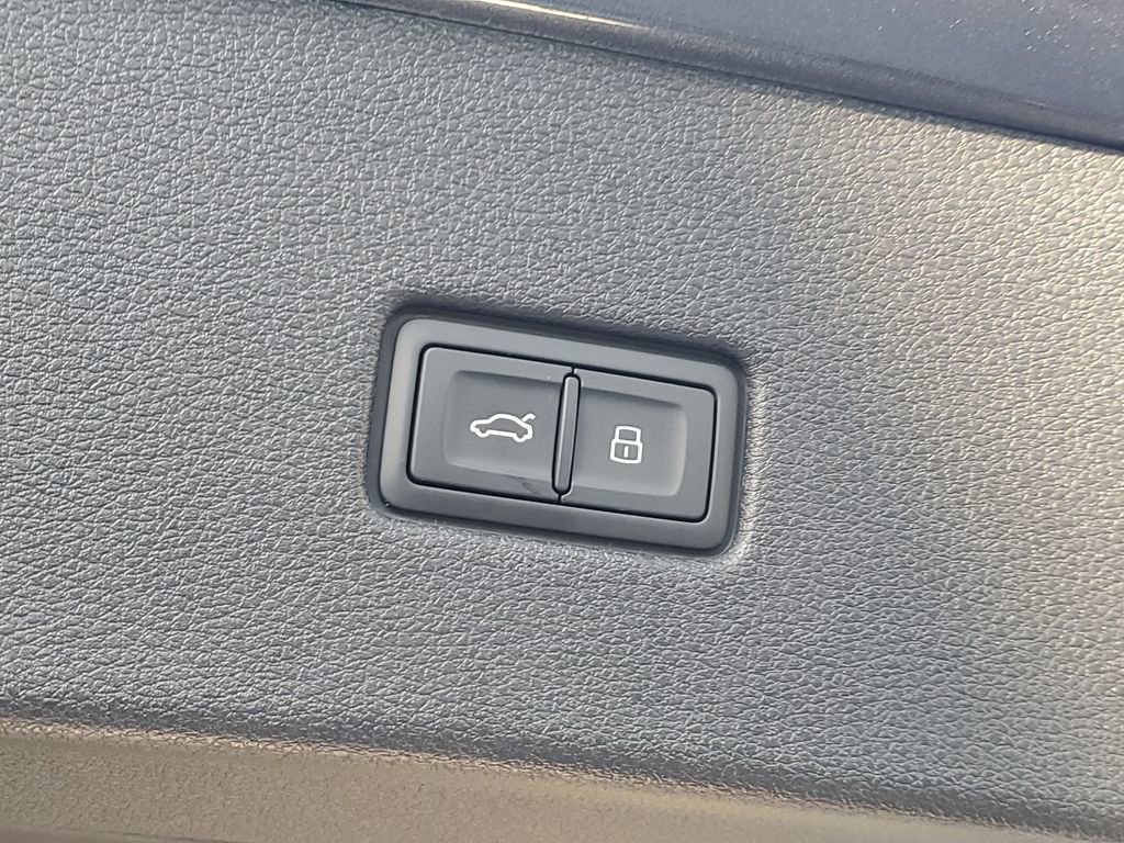 New 2026 Audi Q8 Premium Plus image 31