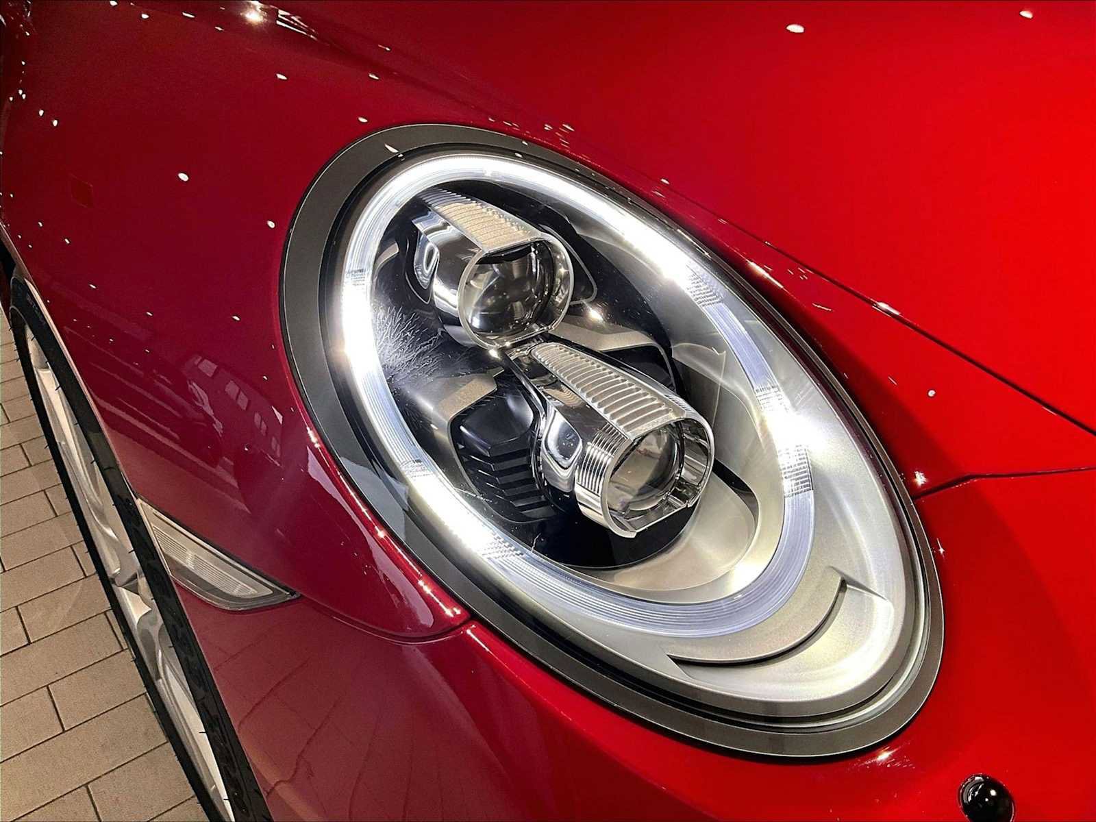 Used 2016 Porsche 911 Targa 4 GTS w/ Bose Audio Package image 15