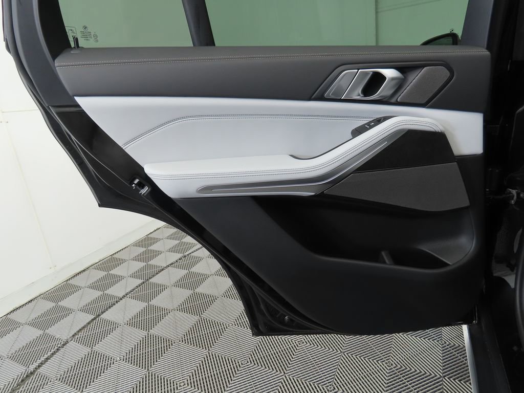 New 2026 BMW X5 sDrive40i w/ Premium Package image 27