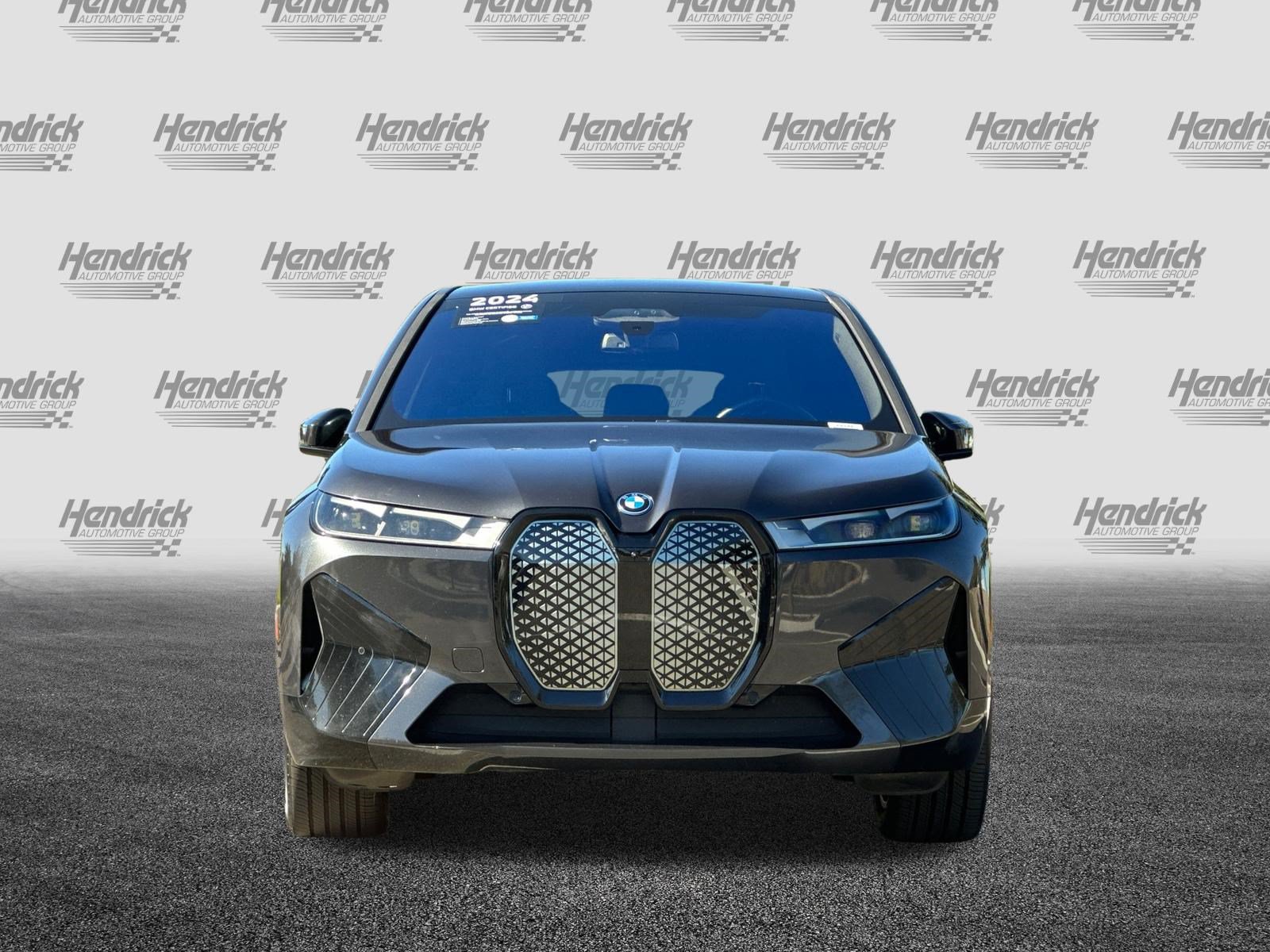Certified 2024 BMW iX xDrive50 w/ Sport Package AWD/4WD image 10